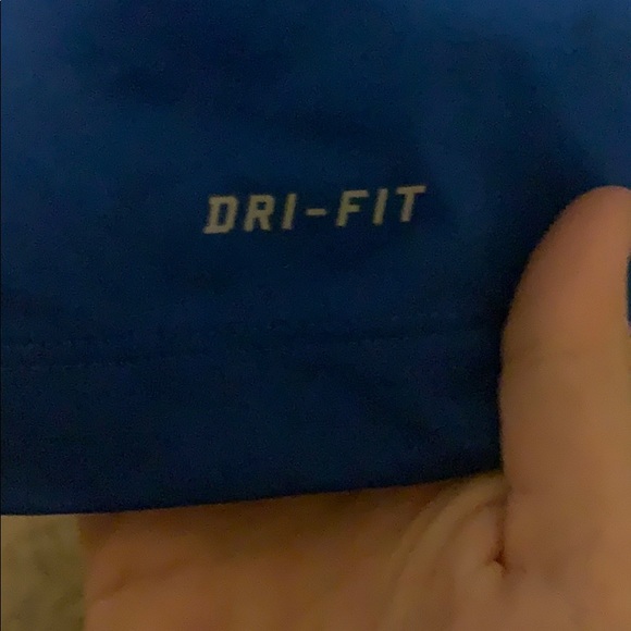 Nike Pro DRI-FIT tank top - Picture 3 of 4